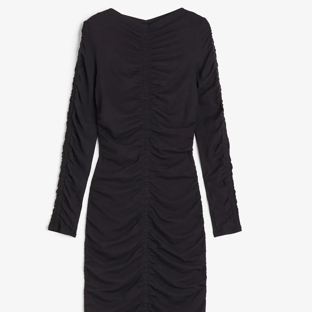 black fitted dress h&m Women's Black Dress with Mesh Cape